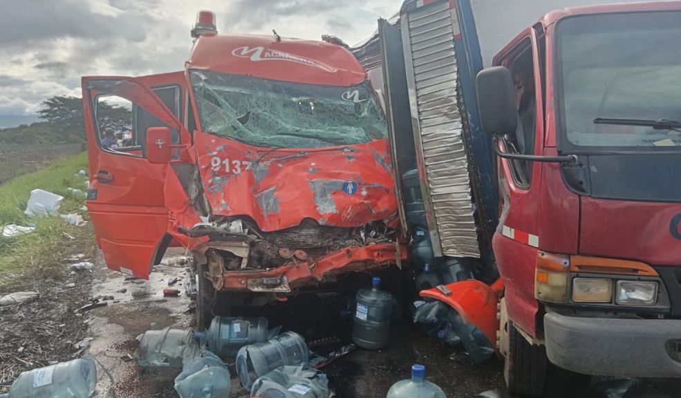 15 heridos por accidente en la vía a Puerto López Según el reporte que brindó la comunidad, el accidente entre el vehículo, y la flota de la Macarena dejó un saldo de 15 heridos.