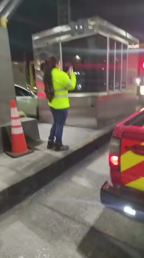 Bomberos de Soacha denuncian que no los dejaron atender emergencia por no pagar el peaje