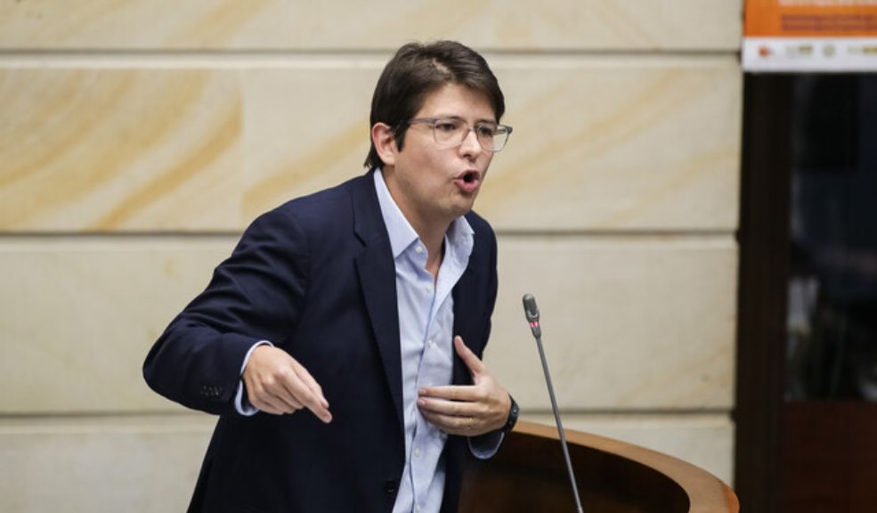 Así reacciona Colombia tras el ataque a bala contra Miguel Uribe en Fontibón 1 Así reacciona Colombia tras el ataque a bala contra Miguel Uribe en Fontibón