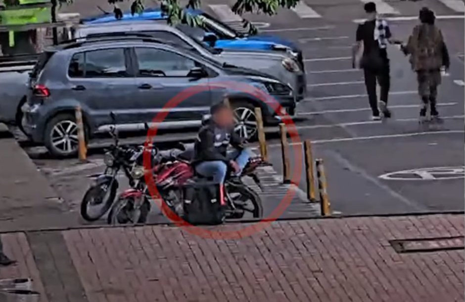Capturan a falso domiciliario que vendía drogas en el parque de Chapinero