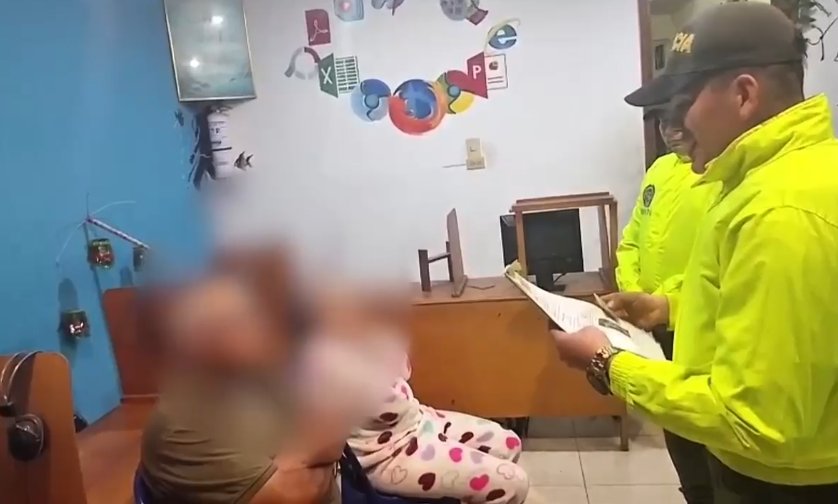 Capturan banda que comercializaba chance ilegal en Cundinamarca Tres personas fueron capturadas en Guaduas, Cundinamarca, acusadas de pertenecer a una red criminal dedicada a la venta ilegal de chance y rifas.