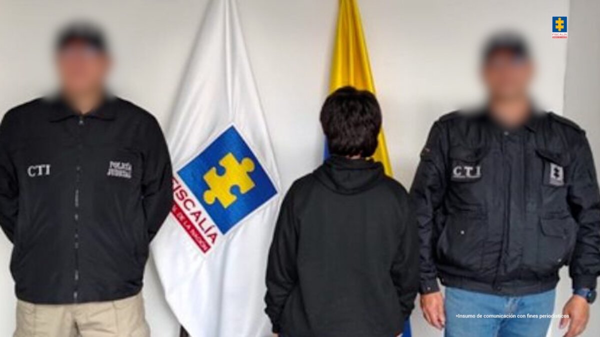 La escalofriante confesión del crimen de David Nocua en Usme 2 La escalofriante confesión del crimen de David Nocua en Usme Uno de los adolescentes implicados en el homicidio de David Nocua, relató cómo habría sido cometido el crimen en Usme.