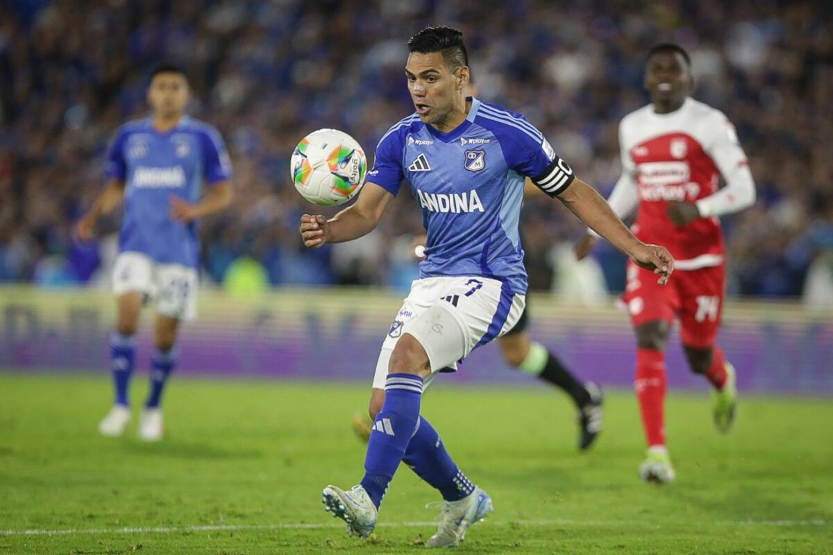 Santa Fe tuvo su noche soñada: venció y eliminó a Millonarios y jugará la final de la Liga Santa Fe estaba obligado a vencer a Millonarios, como visitante, para clasificar a la final de la Liga. Y cumplió: se impuso 2-1 y logró el objetivo.