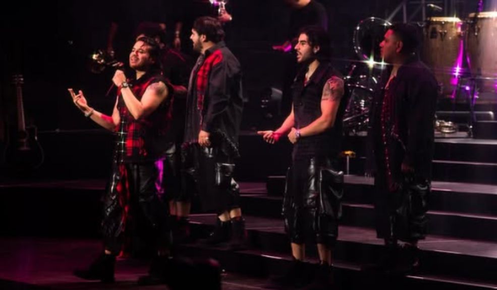 Fuerza Regida se va de doblete: nueva fecha en el Movistar Arena Debido al éxito en la venta de boletas para su primera fecha, Fuerza Regida tendrá una segunda presentación para que sus seguidores disfruten de su música en el Movistar Arena.