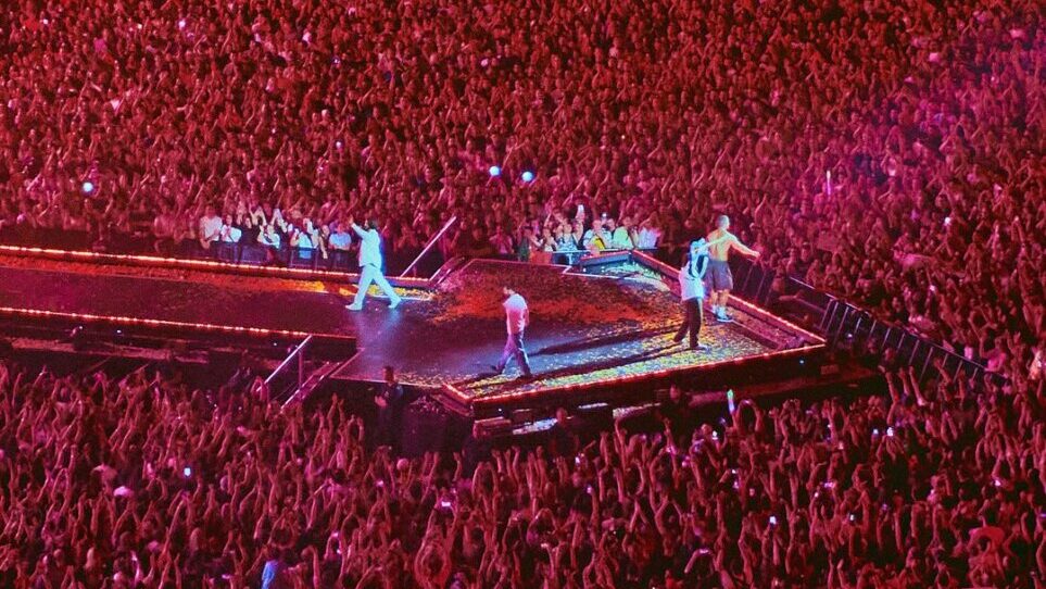 Este viernes iniciará la venta de boletería para el concierto de Imagine Dragons en Bogotá 2 Este viernes iniciará la venta de boletería para el concierto de Imagine Dragons en Bogotá La banda de rock, originaria de Las Vegas (EE. UU.), se presentará el próximo 17 de octubre en Bogotá. A continuación, te contamos los precios de la boletería, que estará disponible a partir de este viernes.