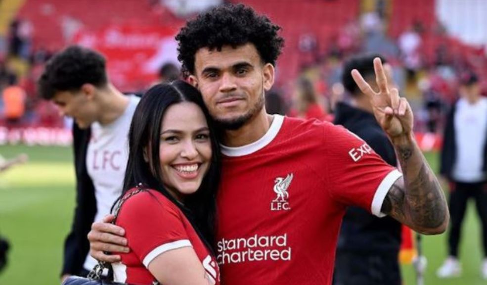 Luis Díaz se casará este sábado en Barranquilla: invitados, curiosidades y lo que se sabe El delantero de la Selección Colombia se casará con Geraldine Ponce en Barranquilla. A la ceremonia asistirían invitados de lujo, tanto del Liverpool como de la Selección Colombia. Aquí le contamos los detalles.
