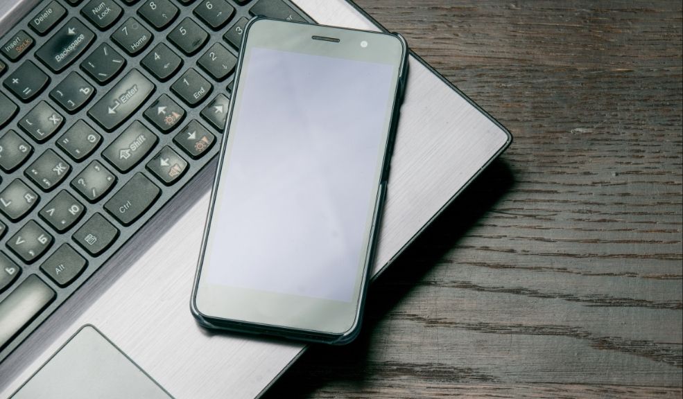 ¿Le robaron el celular? Así puede bloquear el IMEI y dejarlo inservible 2 ¿Le robaron el celular? Así puede bloquear el IMEI y dejarlo inservible Una de las acciones más importantes tras el robo o pérdida de un teléfono móvil es bloquear el IMEI.