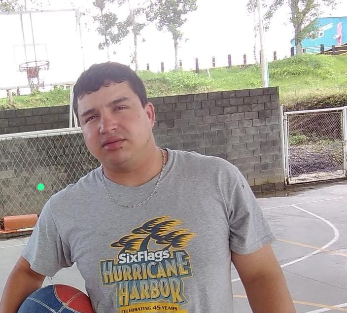 'No he podido dormir desde que se fue' madre sufre por la desaparición de su hijo