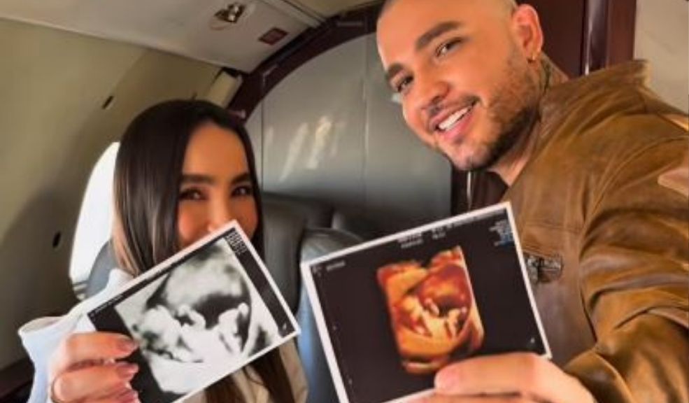 Paola Jara y Jessi Uribe esperan su primer bebé: así fue el anuncio 2 Paola Jara y Jessi Uribe esperan su primer bebé: así fue el anuncio La cantante Paola Jara anunció desde sus redes sociales que será mamá por primera vez, junto a su pareja, Jessi Uribe. Aquí le mostramos el momento del anuncio.