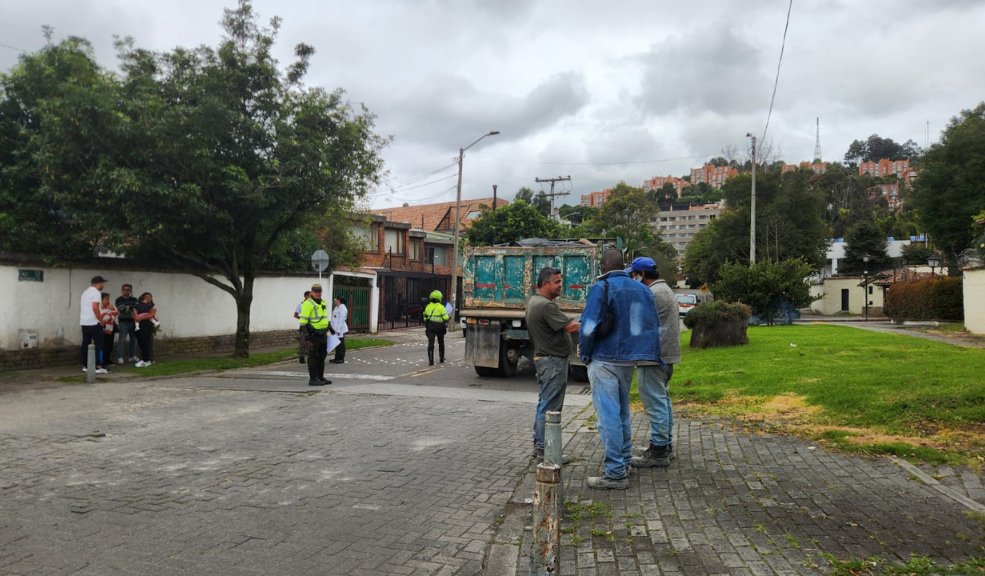 Persona fallece tras ser arrollado por un vehículo de carga en Suba