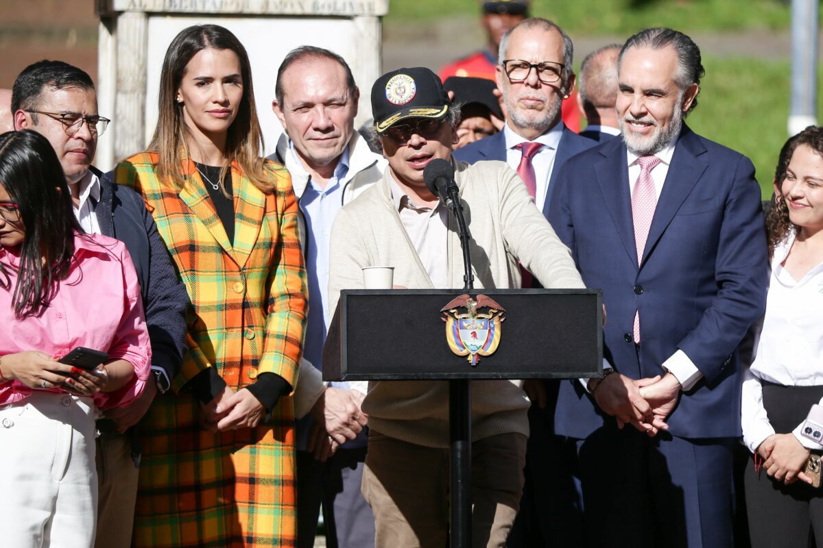 La Reforma Laboral fue sancionada por el presidente Gustavo Petro Le contamos los cambios que se aplicarán, tras las sanción de la Reforma Laboral por parte de la Presidencia de la República. Además, le contamos lo que él piensa sobre la reelección.