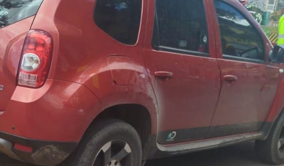 En Kennedy: intento de sicariato deja varios heridos Un nuevo caso de sicariato sacude la capital, esta vez en la localidad de Kennedy, donde dos personas que se movilizaban en un vehículo fueron atacadas a tiros en el sector de Techo.