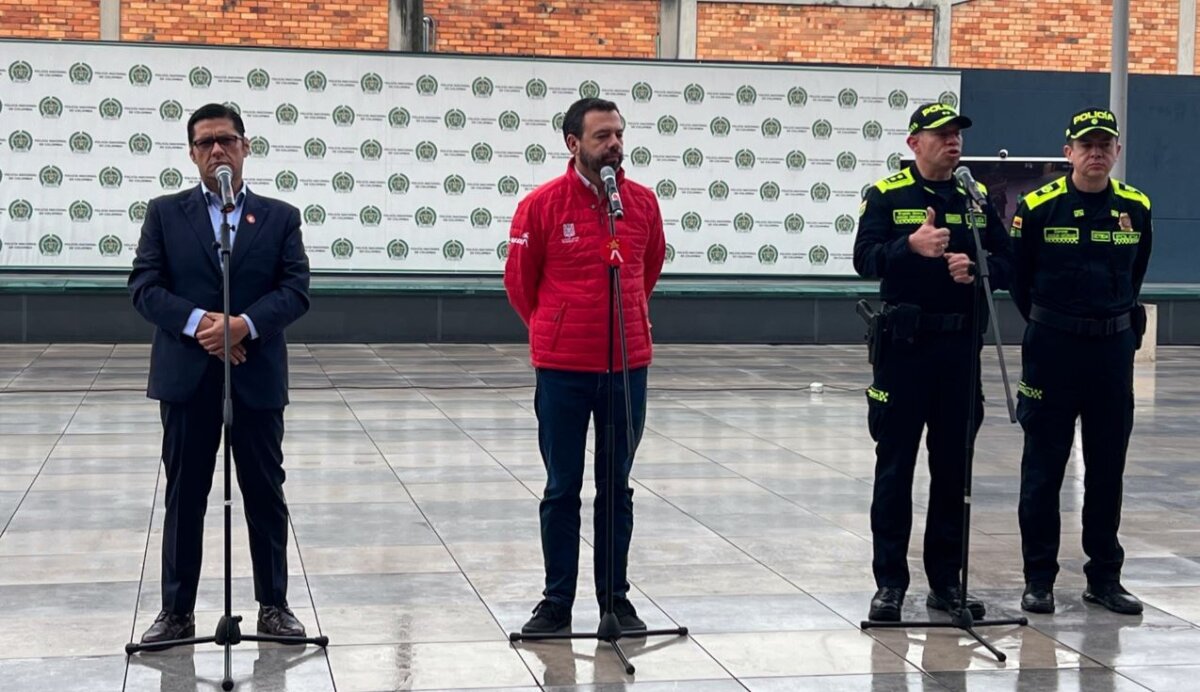Usme: cae la banda 'Los Ingenieros' que instrumentalizaba a menores de edad para delinquir 2 La desarticulación de esta banda se da gracias a una acción coordinada entre la Fiscalía y la Secretaría Distrital de Seguridad.