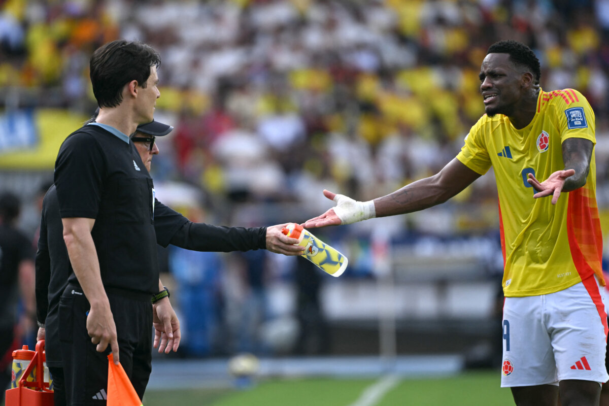 Colombia aplaza su clasificación: empató con Perú Colombia no pudo vencer la defensa de Perú y completó 5 partidos sin ganar. El equipo de Lorenzo pone en duda su clasificación.