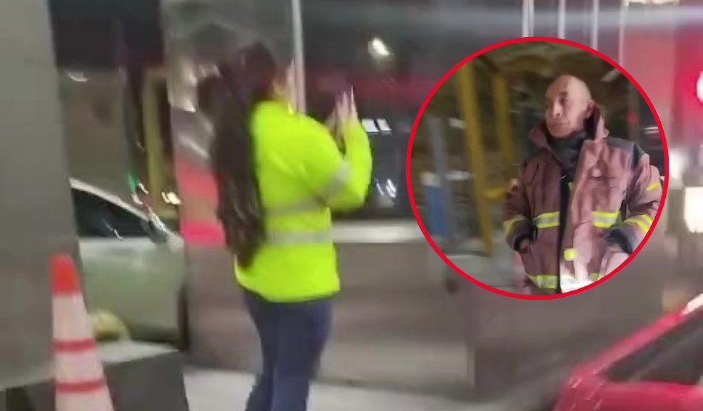 Bomberos de Soacha denuncian que no los dejaron atender emergencia por no pagar el peaje 7 Bomberos de Soacha denuncian que no los dejaron atender emergencia por no pagar el peaje La situación, según relatan los bomberos, se dio por un error involuntario de ruta, cuando intentaron corregir el rumbo, no les permitieron cruzar el peaje.