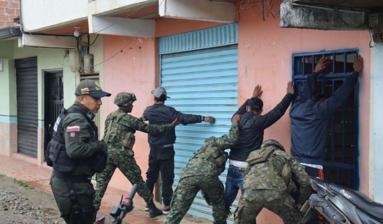 ¡Todos a salvo! Liberan a los 57 militares secuestrados en Cauca