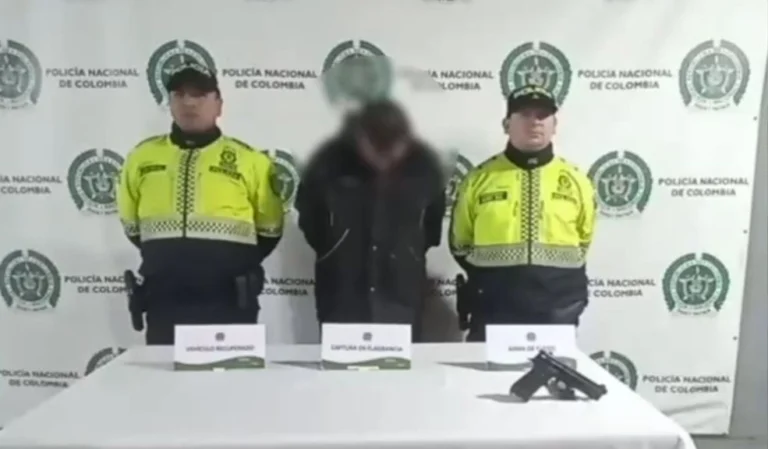La Policía logró capturar al delincuente que pretendía hurtar la camioneta de alta gama de la Secretaría de Salud.