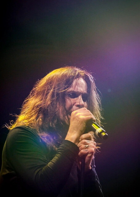 Atención: murió Ozzy Osbourne, el padre del Heavy Metal, a los 76 años El emblemático cantante inglés y líder de la banda de heavy metal Black Sabbath falleció a los 76 años. Aquí le contamos cuál fue su legado en la música.
