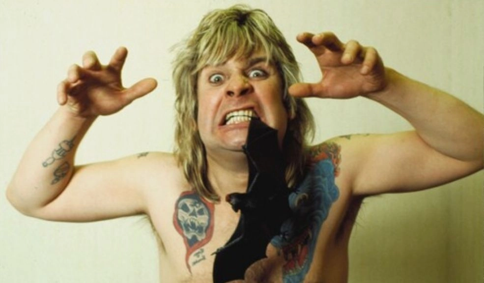 Atención: murió Ozzy Osbourne, el padre del Heavy Metal, a los 76 años El emblemático cantante inglés y líder de la banda de heavy metal Black Sabbath falleció a los 76 años. Aquí le contamos cuál fue su legado en la música.