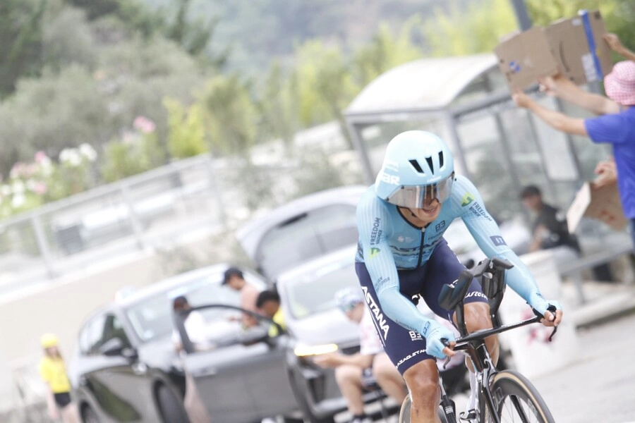 ¡Agéndese! ¿Qué colombianos correrán la competencia más grande de ciclismo? 3 ¡Agéndese! ¿Qué colombianos correrán la competencia más grande de ciclismo? Estos serán los colombianos que estarán presentes en el Tour de Francia.