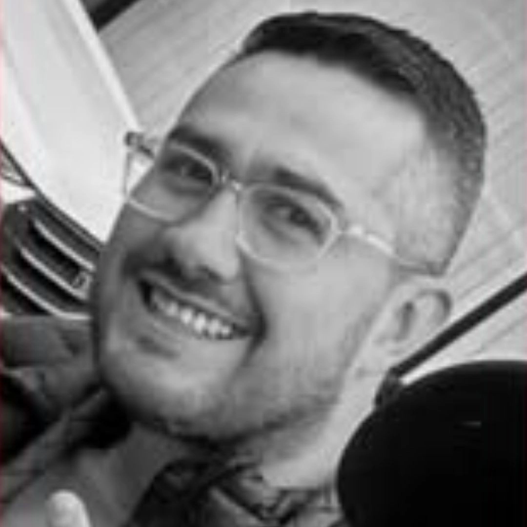 Asesinan a abogado en su propia oficina en Chía 2 Asesinan a abogado en su propia oficina en Chía Un trágico hecho de violencia sacudió Chía este jueves 3 de julio, donde el abogado Juan Gómez fue asesinado a tiros dentro de su oficina.