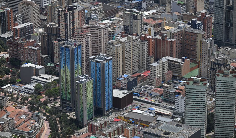Bogotá será sede del Día Mundial de las Ciudades 2025 2 Bogotá será sede del Día Mundial de las Ciudades 2025 Esta cumbre, que se llevará a cabo el 30 y 31 de octubre del próximo año, convertirá a Bogotá en punto de encuentro para expertos, líderes de gobiernos locales, organismos multilaterales, academia, sector privado y sociedad civil.