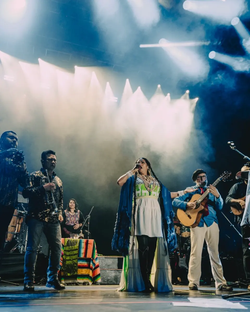 Colombia al Parque 2025: conozca recomendaciones y restricciones para disfrutar el festival Esta edición número 23 contará con la participación de 18 agrupaciones distritales, nacionales, nariñenses e internacionales, y promete dos jornadas llenas de música y cultura para toda la familia. La entrada será libre.