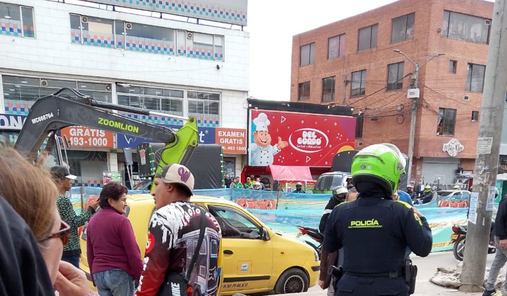 Kennedy: se conocen más detalles del hecho violento cerca a Abastos Un presunto delincuente se habría autolesionado tras verse acorralado por las autoridades al haber cometido un asesinato en Kennedy.