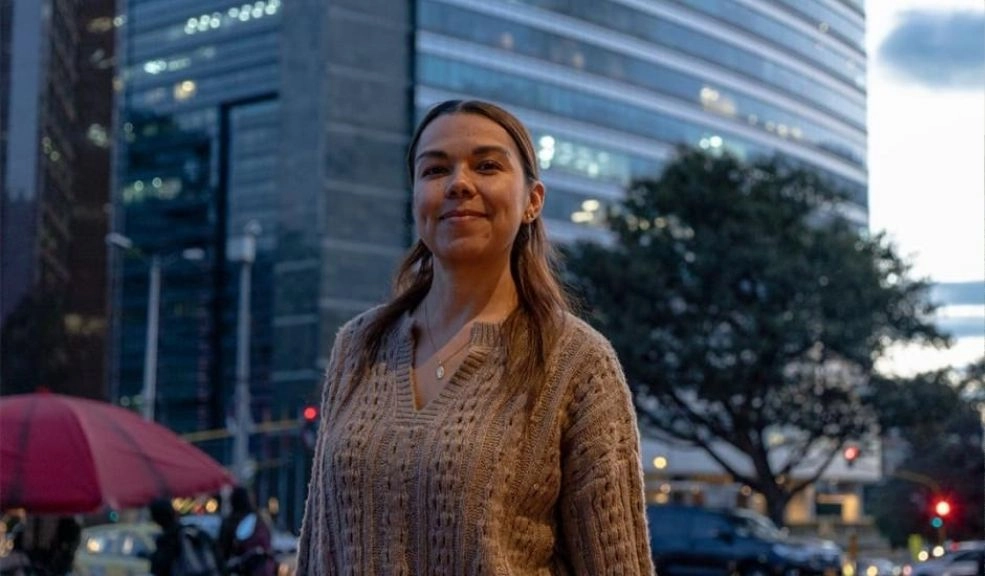 En 2035 Bogotá tendrá más mujeres mayores y menos jóvenes: así cambiará la ciudad 2 En 2035 Bogotá tendrá más mujeres mayores y menos jóvenes: así cambiará la ciudad Es urgente pensar en políticas con enfoque de género que mejoren las condiciones para las mujeres fuera del mercado laboral”.