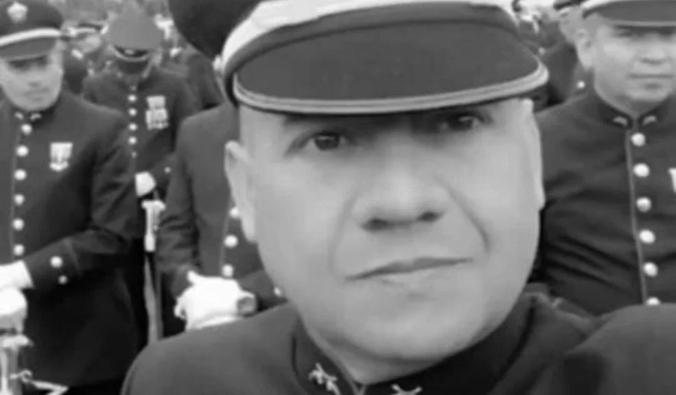En Ciudad Bolívar: asesinan a pensionado de la policía que intentaba vender su Playstation 1 En Ciudad Bolívar: asesinan a pensionado de la policía que intentaba vender su Playstation Un pensionado de la Policía Nacional fue asesinado a plena luz del día tras ser engañado con la falsa compra de una consola de juegos en el barrio Madelena, Ciudad Bolívar.