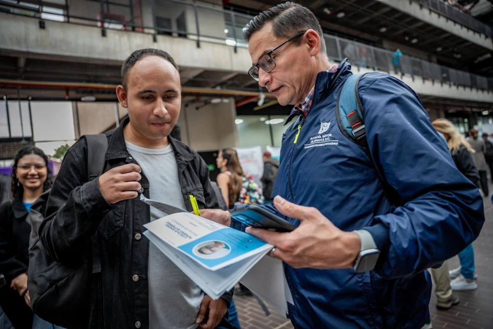 Oportunidad única: feria laboral con 200 vacantes disponibles Así es como puede aplicar a las 200 vacantes que lanzó el Distrito en su feria laboral.