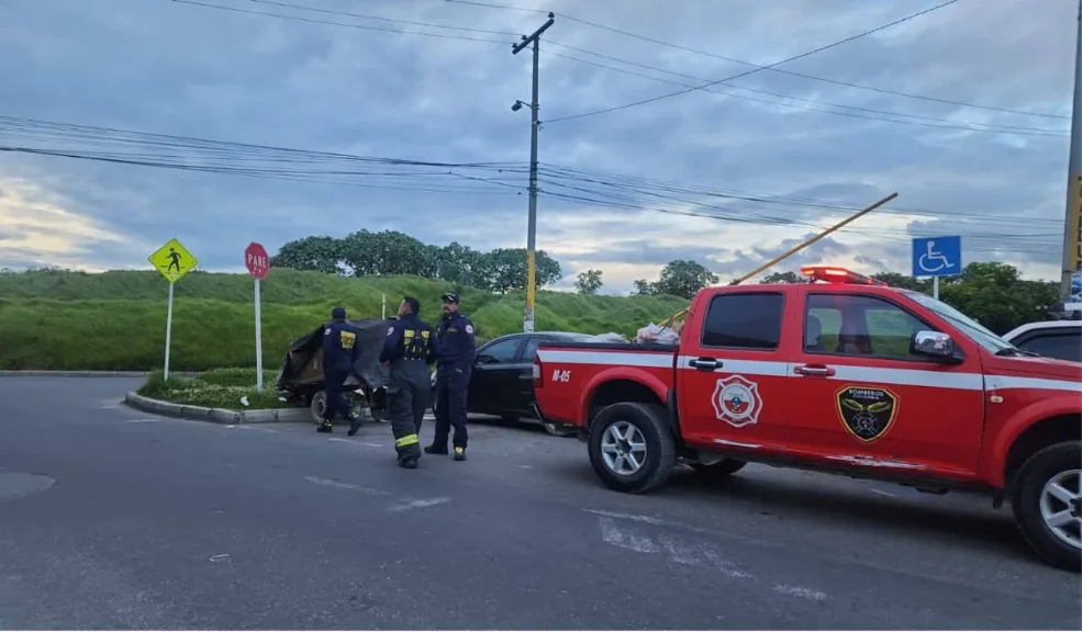 En Soacha: aterrador hallazgo de dos cadáveres Las autoridades de Soacha respondieron al llamado de la comunidad tras el hallazgo de dos cuerpos sin vida en los sectores de Hogar del Sol y en un puente sobre el río Soacha. Esto es lo que se sabe hasta ahora.