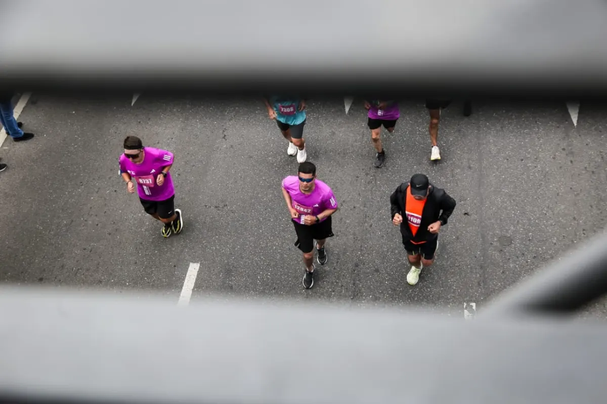 Se conoce la identidad del hombre que murió en la Media Maratón de Bogotá 1 Se conoce la identidad del hombre que murió en la Media Maratón de Bogotá La Media Maratón de Bogotá 2025 se vio empañada por una triste noticia este domingo 27 de julio, con el fallecimiento de uno de sus participantes. Aquí le contamos más sobre la identidad del hombre que murió cerca de la meta.