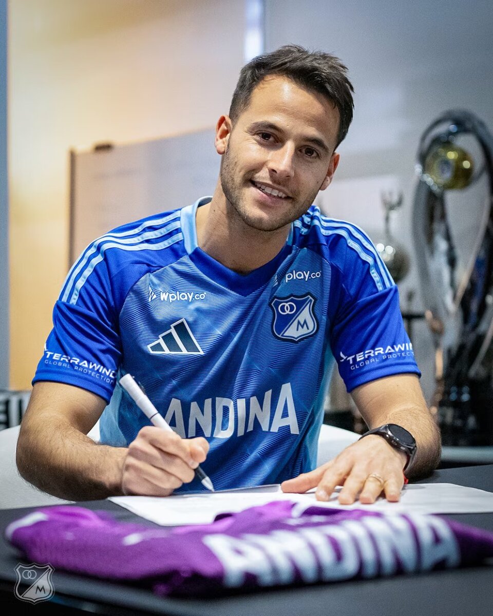 Millonarios renueva su portería: Montero parte a Argentina y De Amores llega como refuerzo Millonarios oficializó la salida de Álvaro Montero y presentó a Guillermo De Amores como su nuevo arquero. Más detalles sobre el fichaje a continuación.
