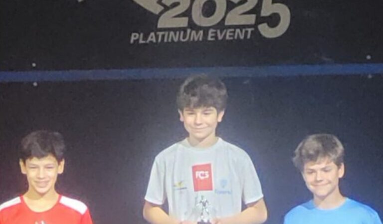 ¡Orgullo capitalino! Esteban Suárez se coronó campeón de squash en Alemania