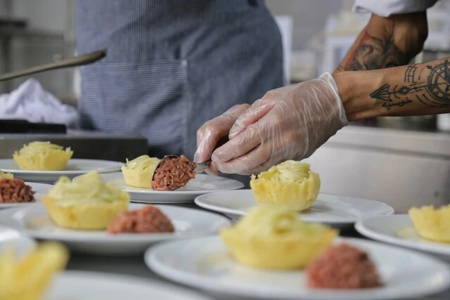 ¿Le apasiona la cocina? Bogotá lanza espacio para investigar y crear desde el fogón 2 ¿Le apasiona la cocina? Bogotá lanza espacio para investigar y crear desde el fogón La actividad está programada para el martes 29 de julio de 2025 a las 3:00 p. m