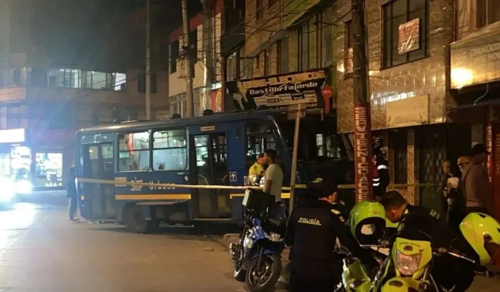 Accidente en Suba: bus del SITP impactó contra vivienda y dejó cuatro heridos