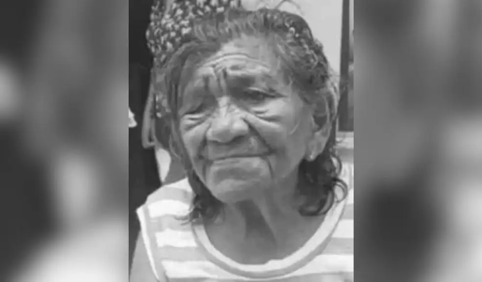 Agarraron al 'Chamo' que mató a una abuelita que le tendió la mano 1 Agarraron al 'Chamo' que mató a una abuelita que le tendió la mano Luz Marina Miranda Macea, una adulta mayor de 78 años, fue asesinada al parecer a manos de un sujeto de nacionalidad venezolana, conocido como 'El Chamo', quien se aprovechó de su buena fe. El sujeto, antes de quitarle la vida, intentó abusar de ella. Le contamos la historia.
