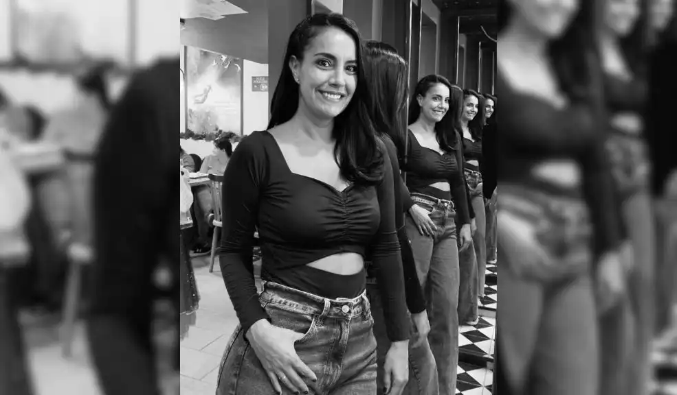 Chapinero: se conocen más detalles de la trágica muerte de la periodista Alejandra Gómez 1 Chapinero: se conocen más detalles de la trágica muerte de la periodista Alejandra Gómez Según conoció Q'HUBO, la muerte de la periodista Alejandra Gómez se presentó luego de cenar con su madre. Atravesaba por un divorcio. Las autoridades investigan el hecho ocurrido en el sector de Marly, en Chapinero.