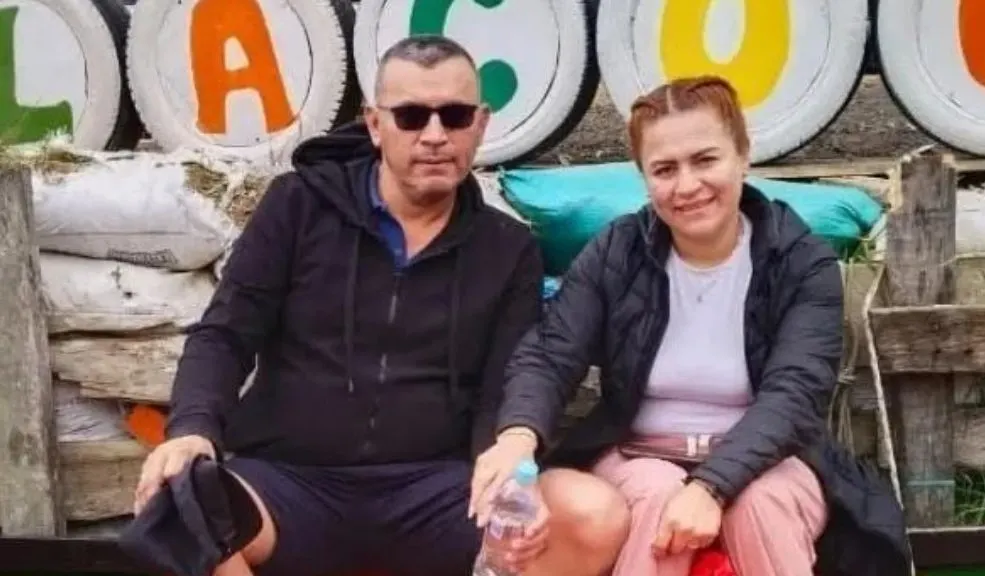 Habría conflicto entre parientes de familia bogotana muerta en San Andrés: "Pelaron el cobre" El caso de Tito Nelson Martínez, quien, junto a su esposa Viviana y su hijo de 4 años, murieron en un hotel en San Andrés, sigue dando de qué hablar. Habría tensión entre las familias de ambos. Le contamos por qué.