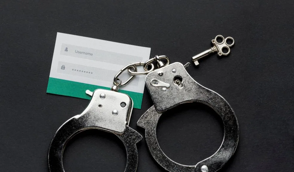 En Usaquén: a la 'Cana' por amenazar y violar a una mujer Un hombre identificado como E. Arévalo Sotelo fue judicializado por la Fiscalía tras ser señalado como el presunto responsable de agredir sexualmente y amenazar a una mujer en la localidad de Usaquén.