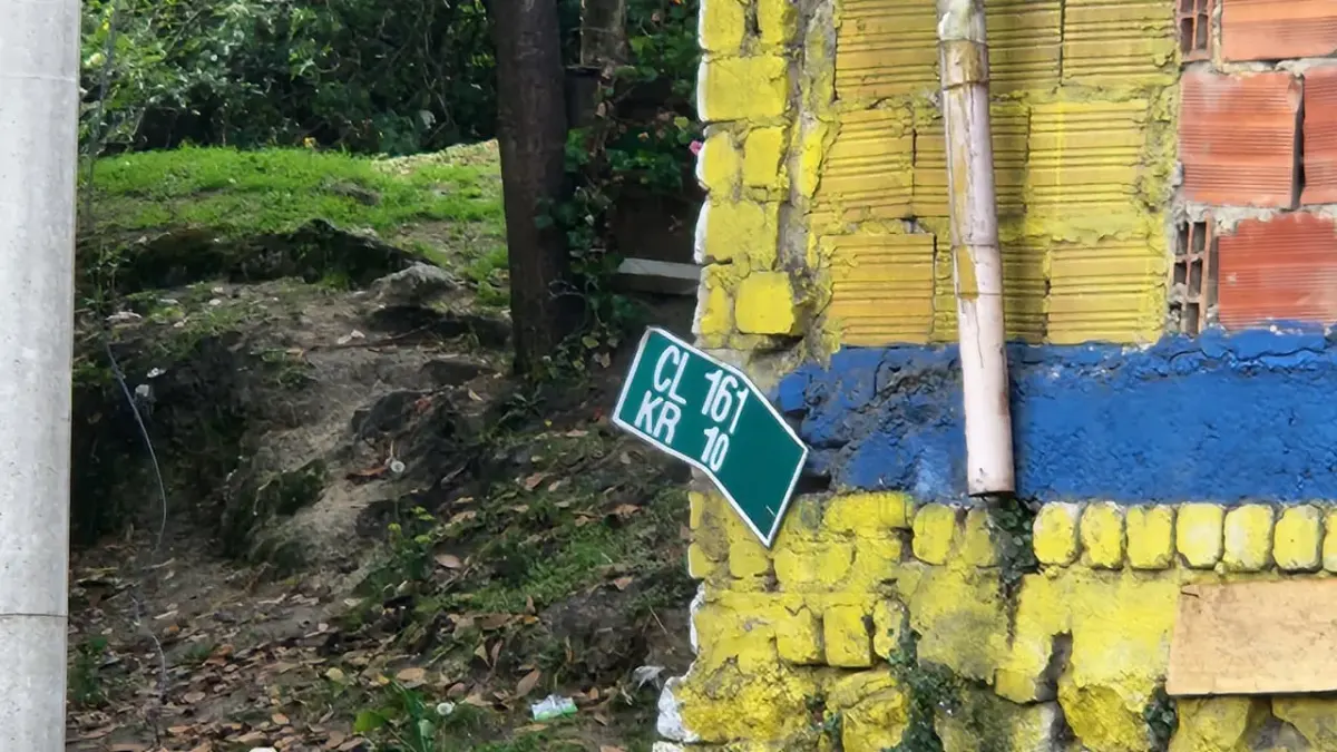 En Usaquén: conductor de volqueta hizo su último viaje antes de que un joven acabara con su vida 2 En Usaquén: conductor de volqueta hizo su último viaje antes de que un joven acabara con su vida El barrio Cerro Norte, de Usaquén, fue escenario de un hecho criminal. Allí un conductor de volqueta, de 40 años, perdió la vida tras ser víctima de un ataque a bala. Las autoridades atraparon a uno de los responsables.