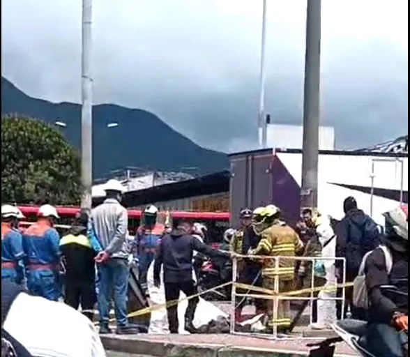 En los Mártires hallan el cadáver de un hombre dentro de una caja de voltaje