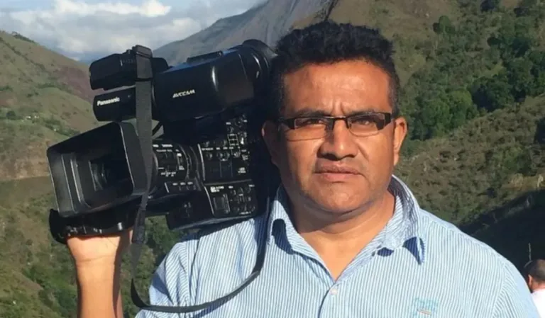 Falleció el periodista Fredy Calvache tras una larga lucha contra el cáncer 2 Falleció el periodista Fredy Calvache tras una larga lucha contra el cáncer
