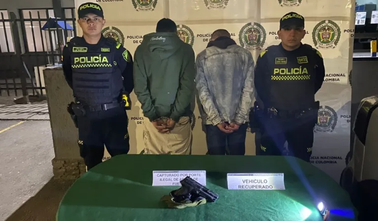Ladrones en Fontibón fueron detenidos tras chocar contra un muro