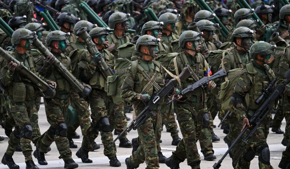 Venezuela activa milicias armadas en medio de tensiones con EE. UU. (3)