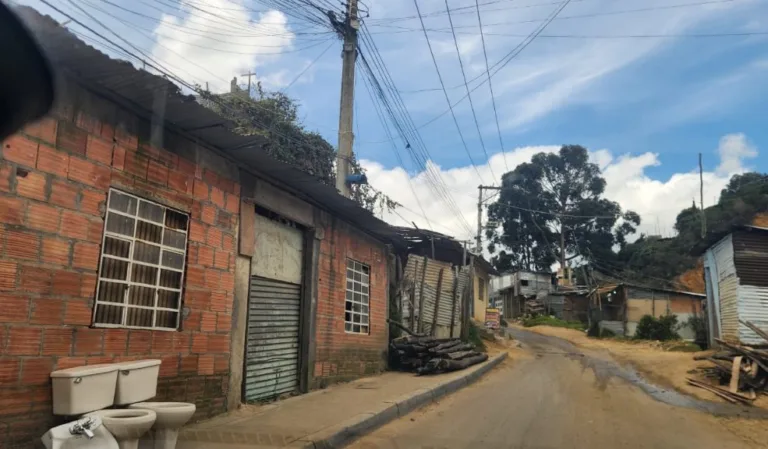 Violencia en Ciudad Bolívar joven de 22 años fue asesinado a bala en una invasión