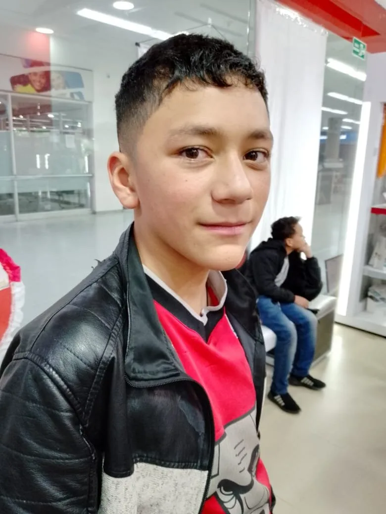 Los Laches: Hárold Aroca García fue hallado sin vida tras su secuestro 1 Los Laches: Hárold Aroca García fue hallado sin vida tras su secuestro Hárold Aroca tenía 16 años, sueños de fútbol y una vida por delante. Lo secuestraron en su barrio y lo hallaron sin vida días después. Su familia clama justicia.
