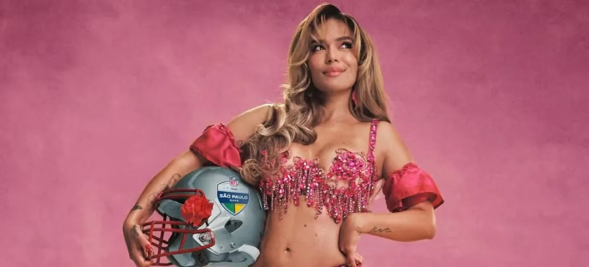Karol G cantará en un partido de la NFL ¿Pidiendo pista en el Super Bowl? 1 Karol G cantará en un partido de la NFL ¿Pidiendo pista en el Super Bowl? La 'Bichota' quiere volver a sorprender a sus seguidores, esta vez con un show de medio tiempo en el regreso de la NFL en Brasil.