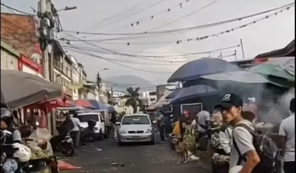 A Jhonder lo mataron a puñal en Fusagasugá 2 A Jhonder lo mataron a puñal en Fusagasugá En Fusagasugá (Cundinamarca) se presentó un violento hecho de intolerancia que dejó sin vida a un joven de apenas 18 años, identificado como Jhonder Morillo. Le contamos los detalles.